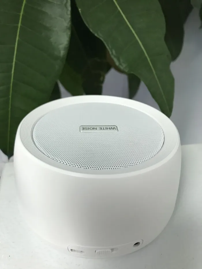 White Noise Machine, USB Sound Machine for Bedroom, Nursery and Office - detail photo 2