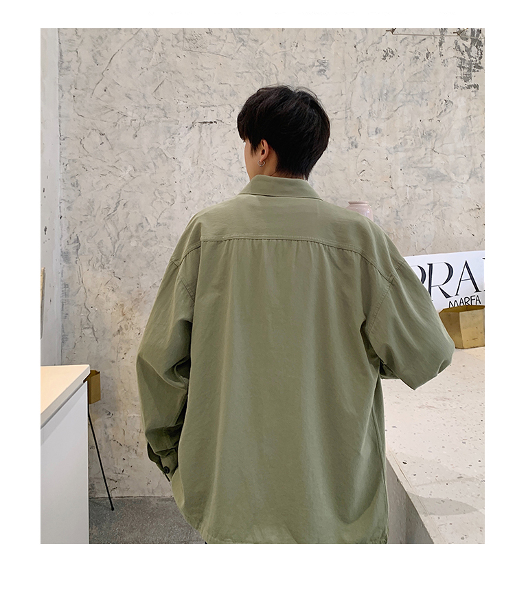 Men's loose shirt with long sleeves