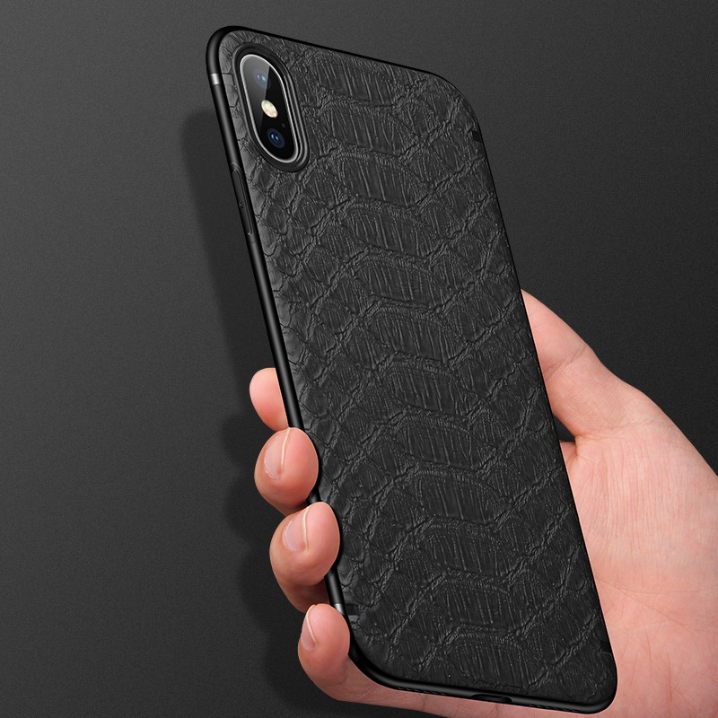 Fish pattern mobile phone case - Image 2