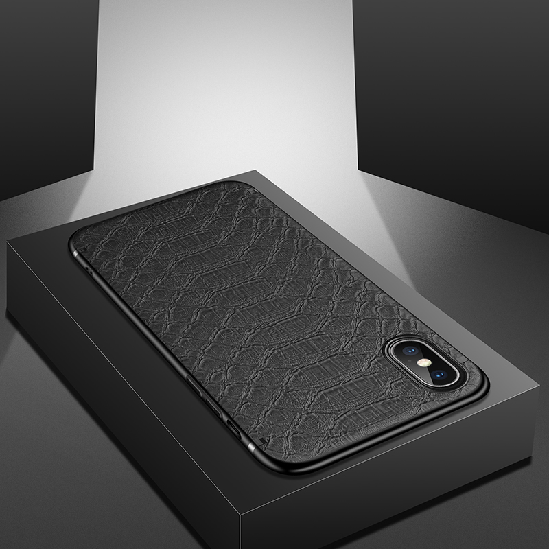 Fish pattern mobile phone case - Image 3