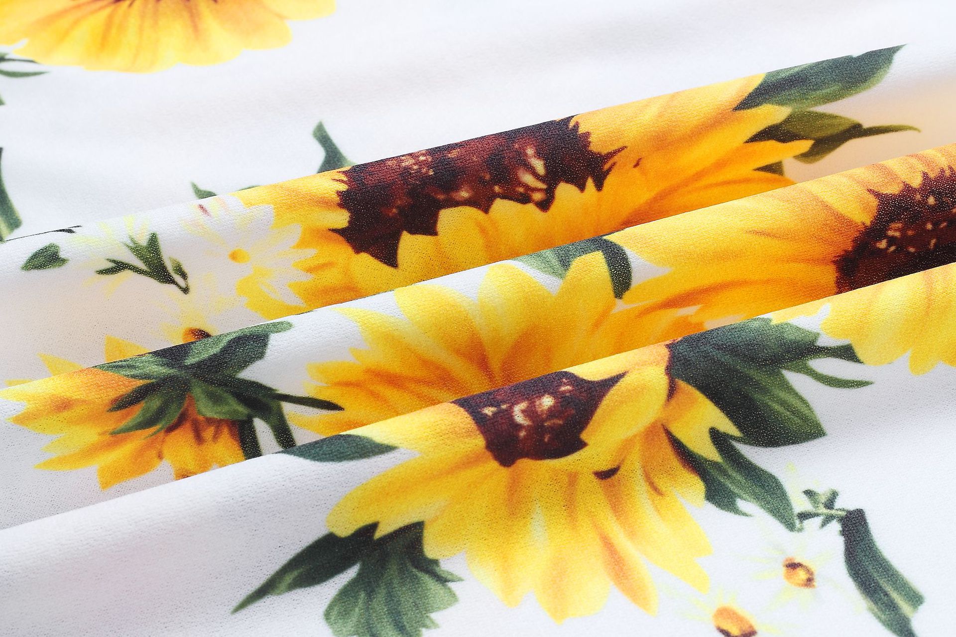 Off-the-shoulder printed lemon wrap chest