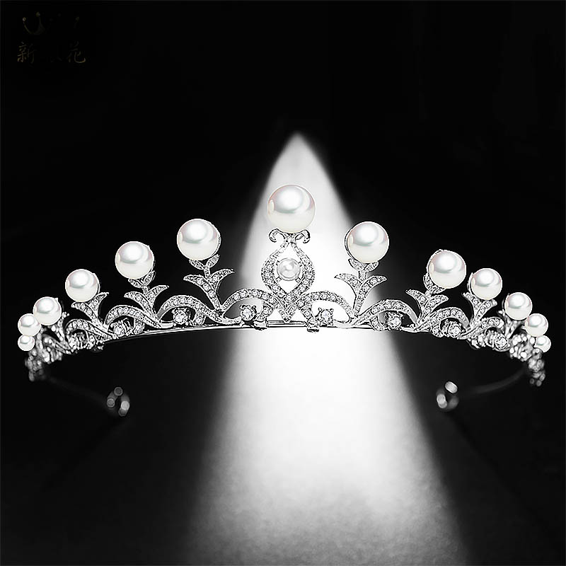 Pearl crown headdress