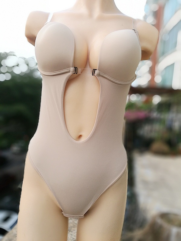 Бюстгальтер с открытой спиной для летнего вечернего платья