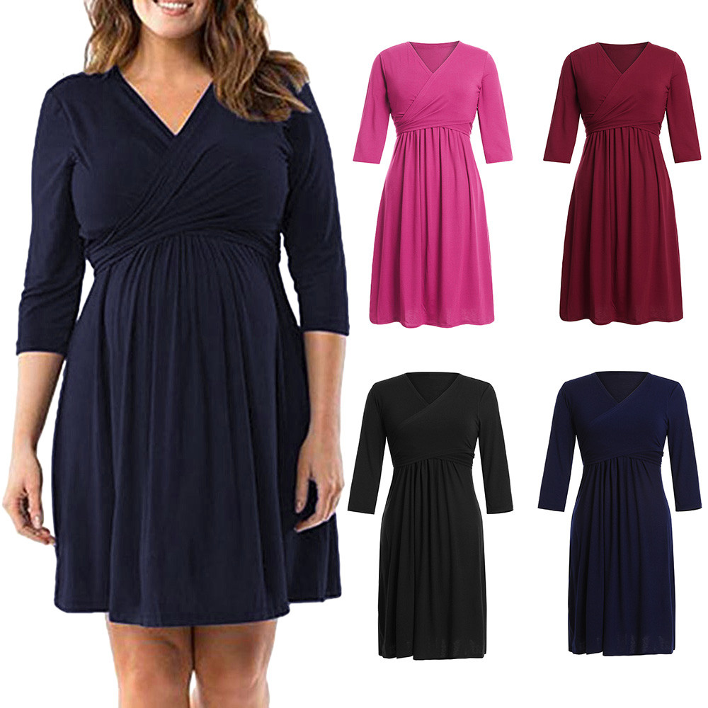 530/5000 Maternity Fashion V-neck Dress