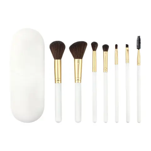 7 Makeup Brushes