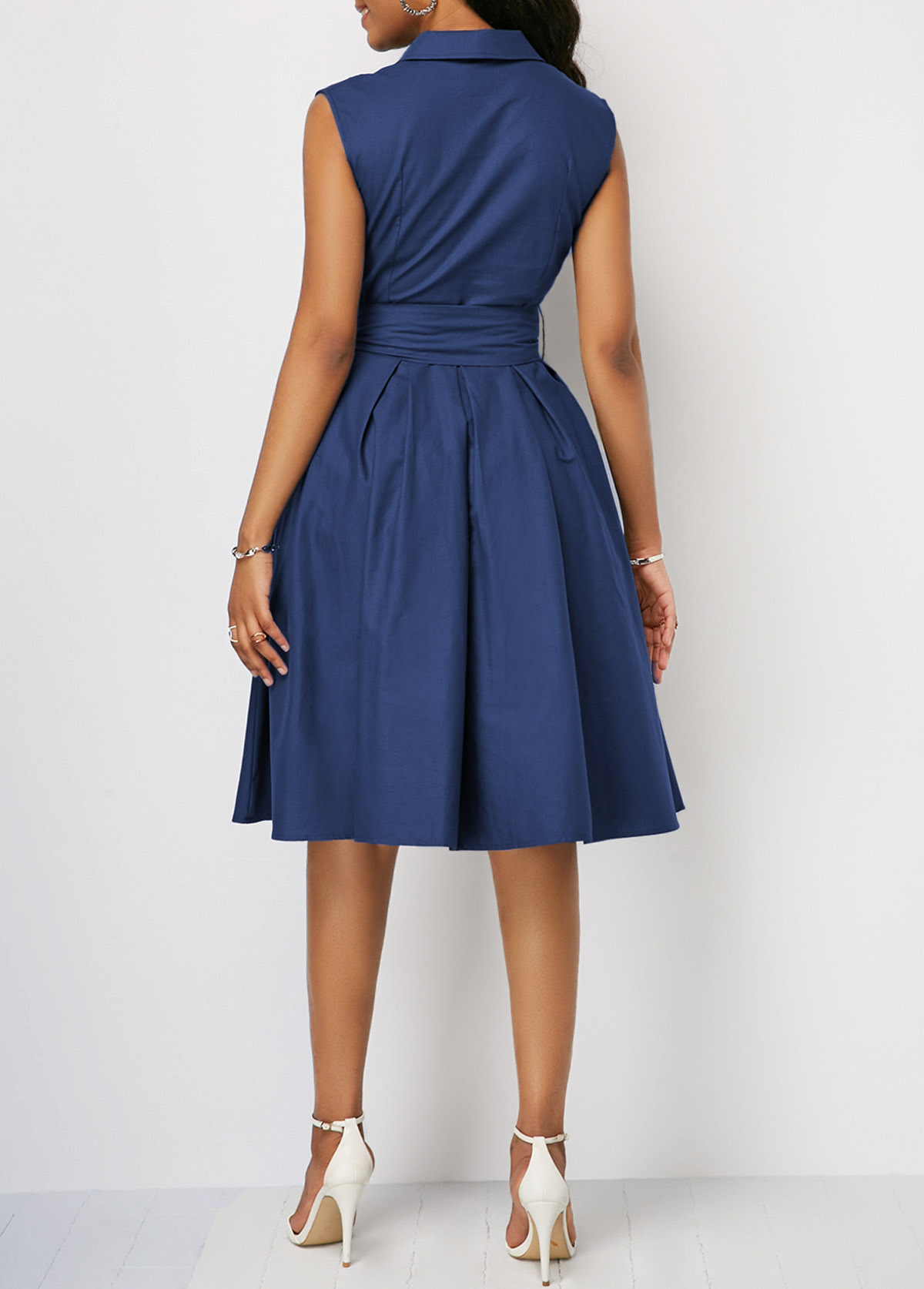 Sleeveless Lapel Collar Lace Up