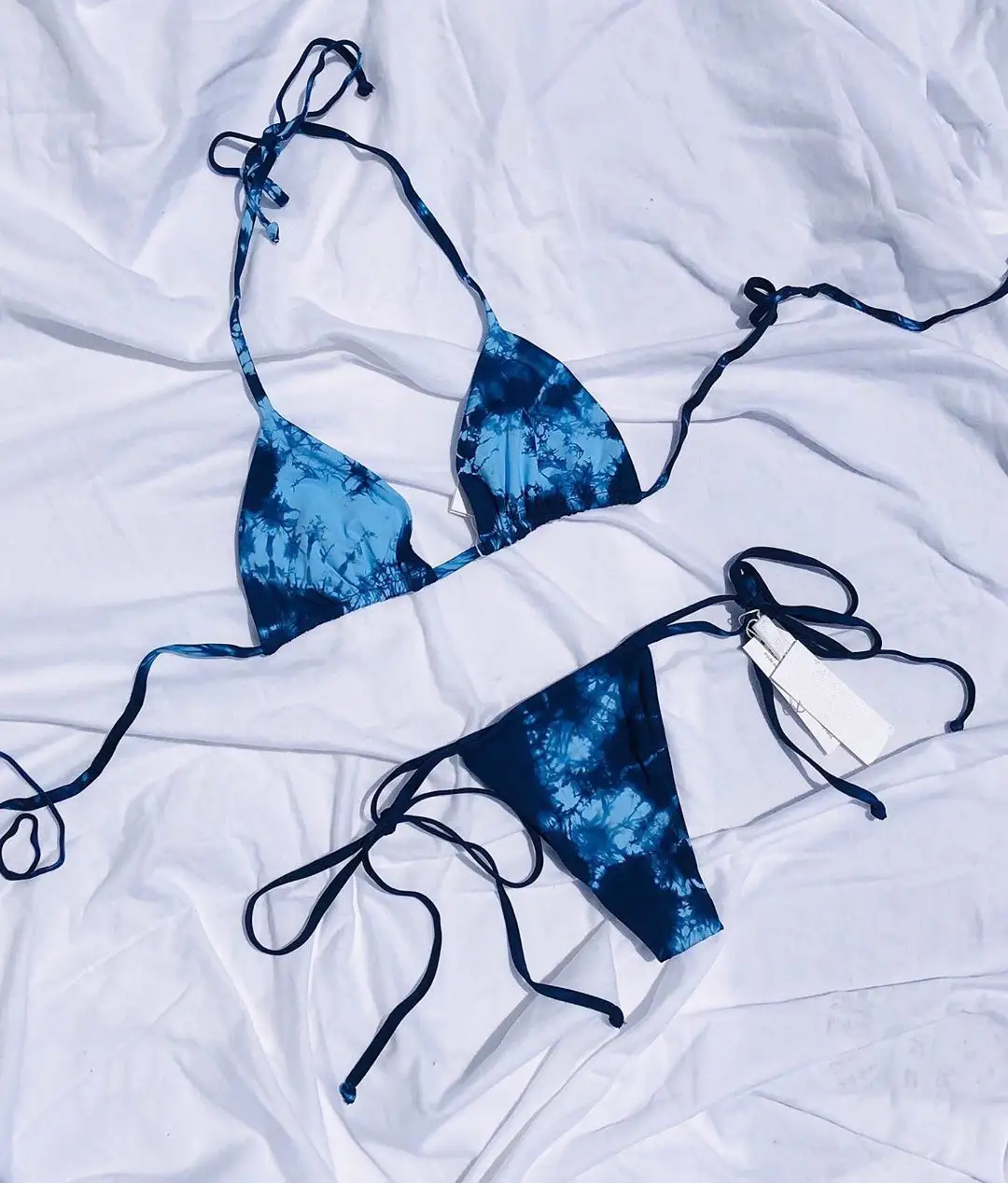 Rendering printed sexy bikini