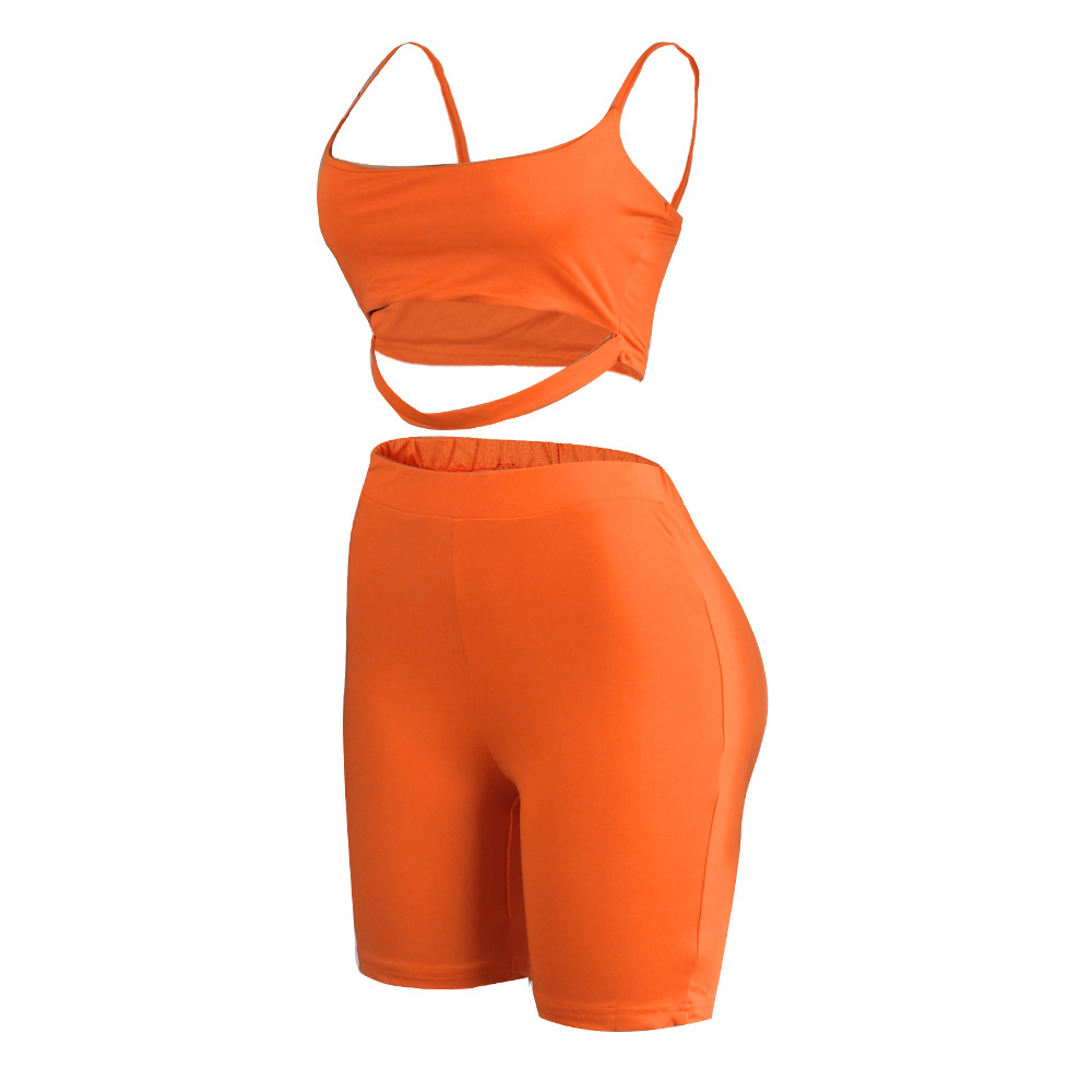 Two-piece shorts with suspenders