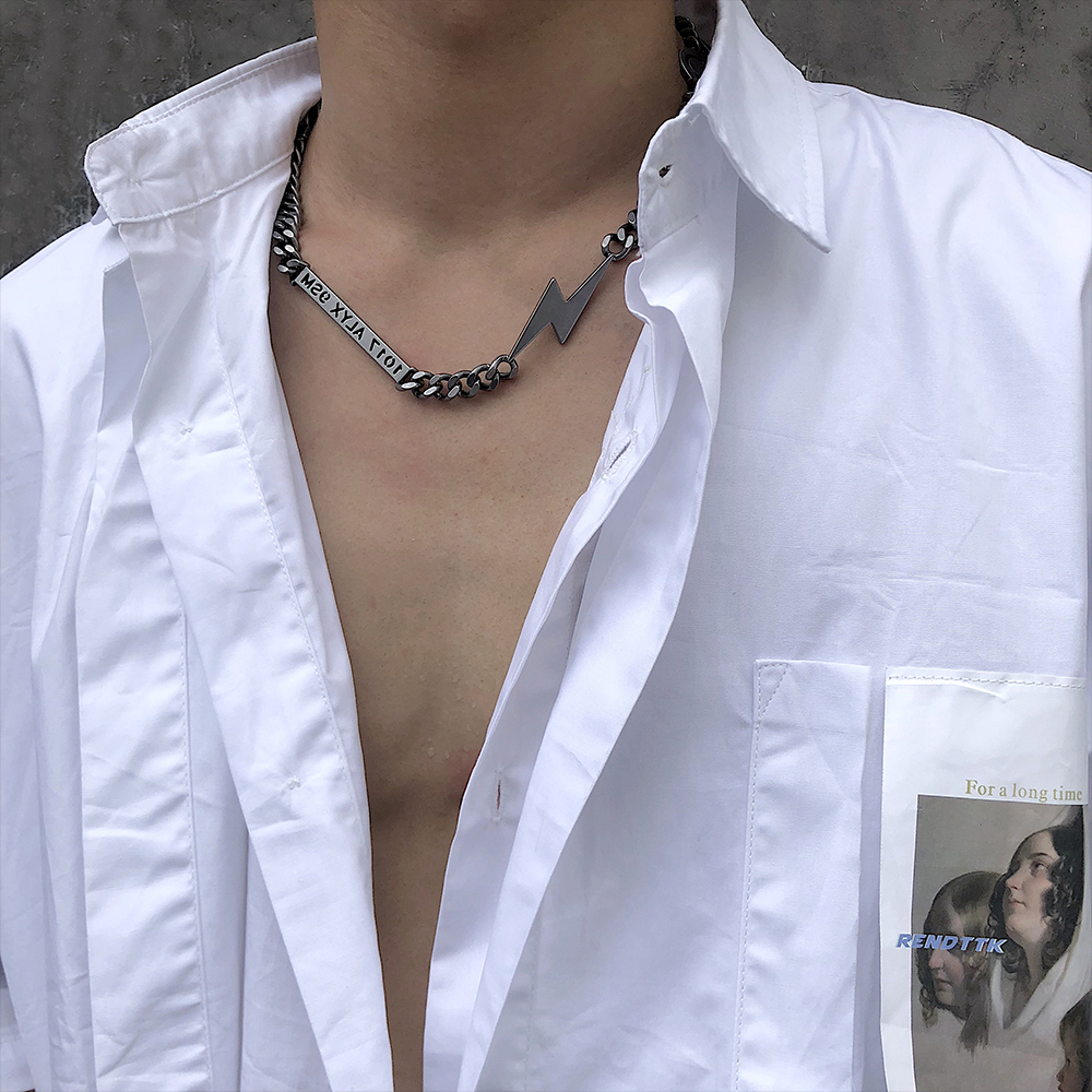 Men and women net red titanium steel short necklace