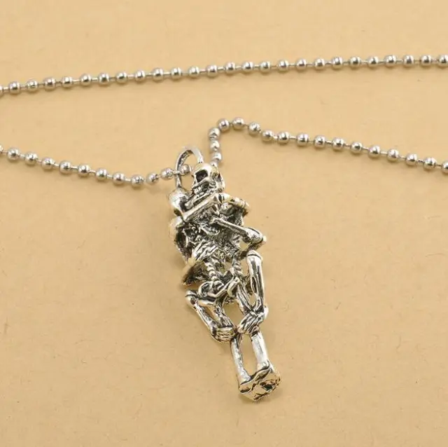 Love to fall, love the pendant, European and American retro necklace Silver - Shop at LoveMi