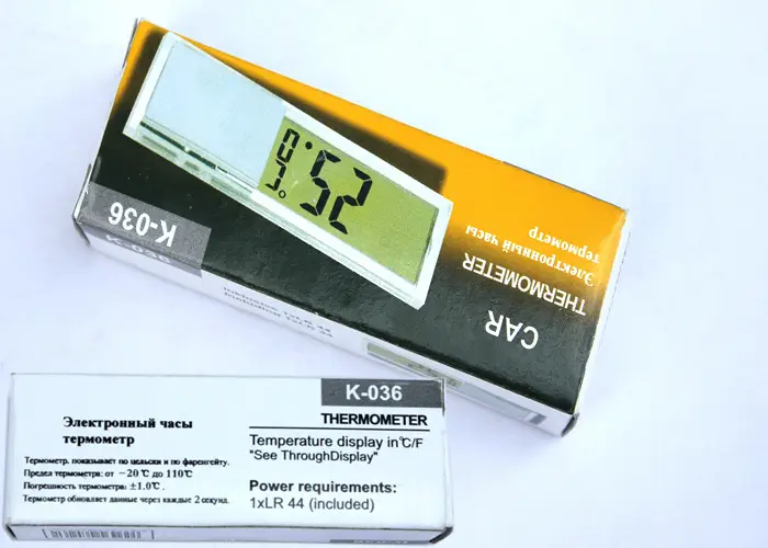 Transparent suction cup type liquid crystal thermometer