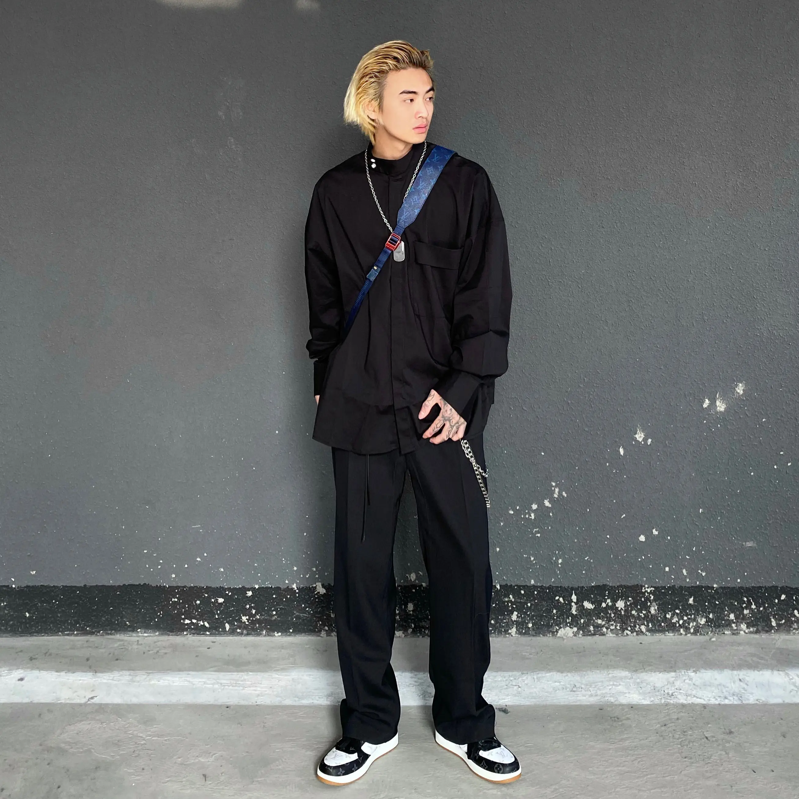 Simple casual straight slim thin wild trousers men
