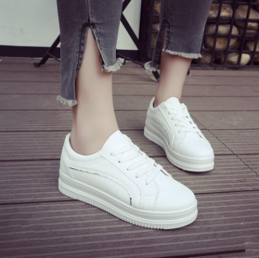 thick soled casual sports shoes