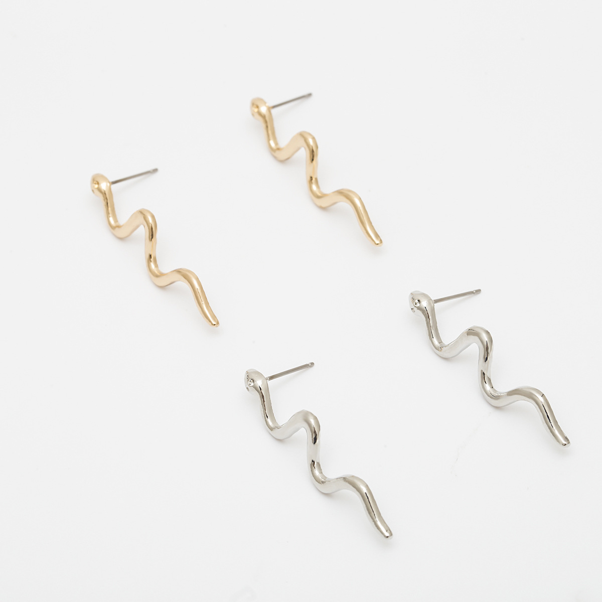 Alloy serpentine stud earrings