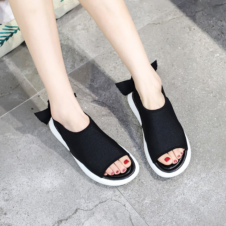 Fish Mouth Sandals Sponge Cake