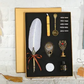 Artistic view of the pen set