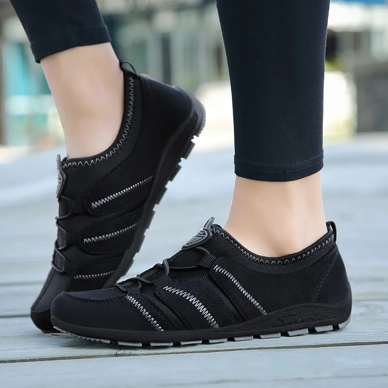 Flying woven breathable running shoes - Black