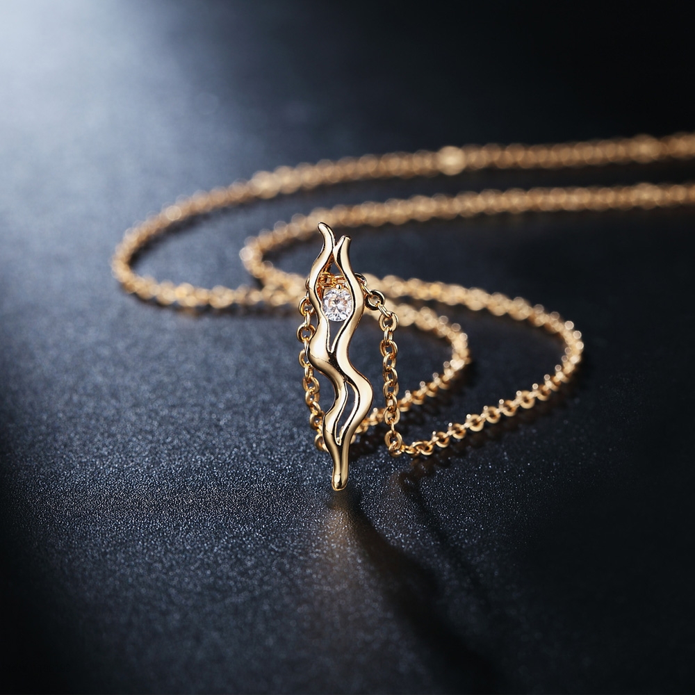 Golden dance necklace