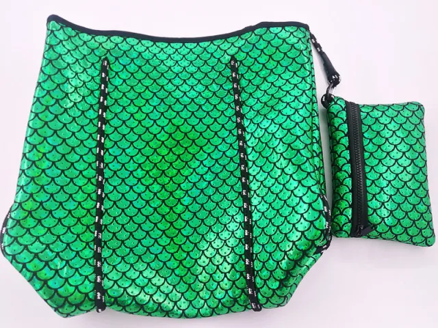 Neoprene punching beach bag Green - Shop at LoveMi