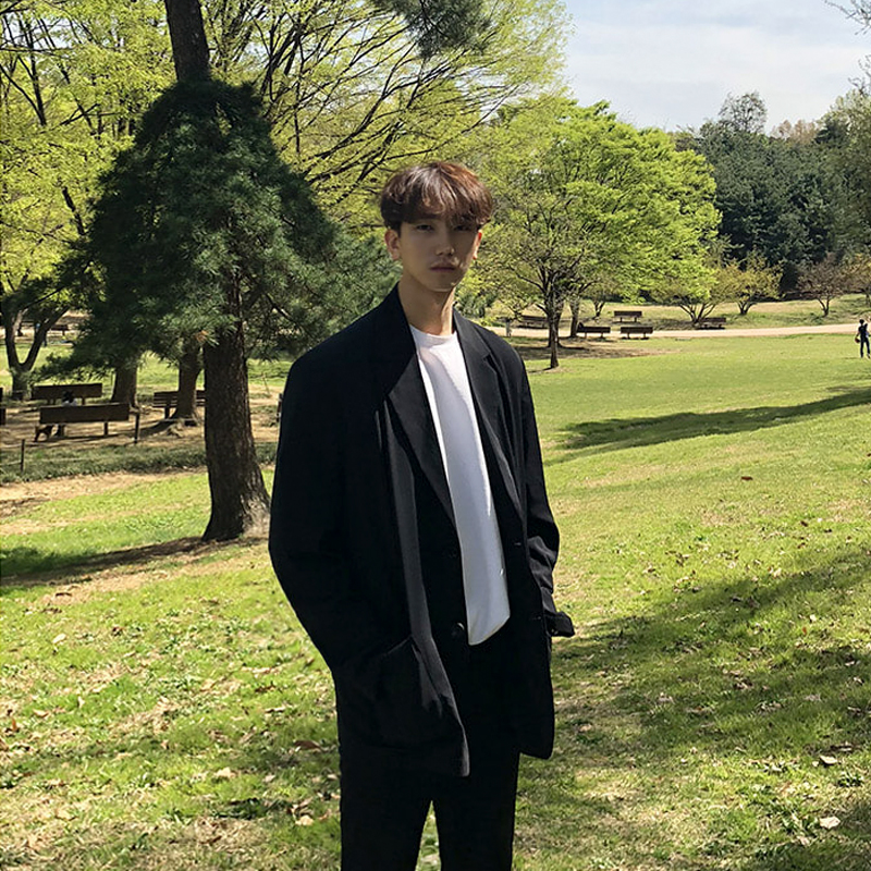 Blazer male Korean version of the trend of single West loose casual suit