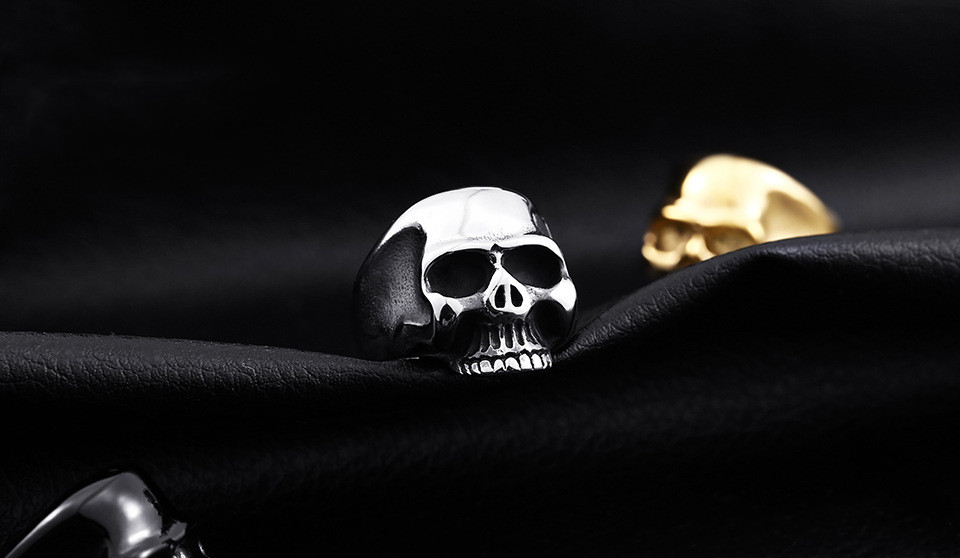 Titanium steel men's skull ring