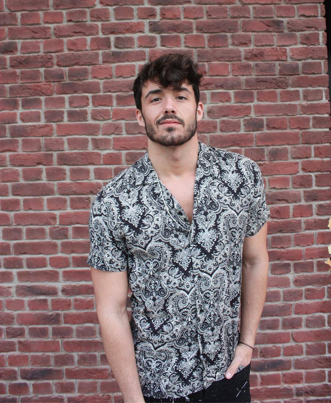 Totem print shirt