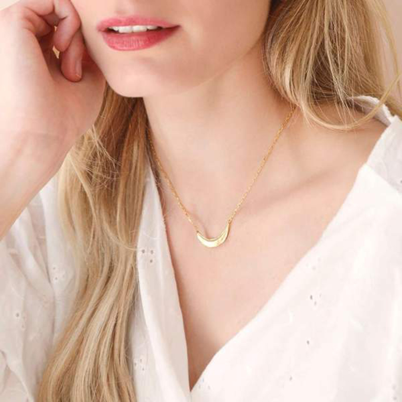 Tooth Moon Clavicle Chain