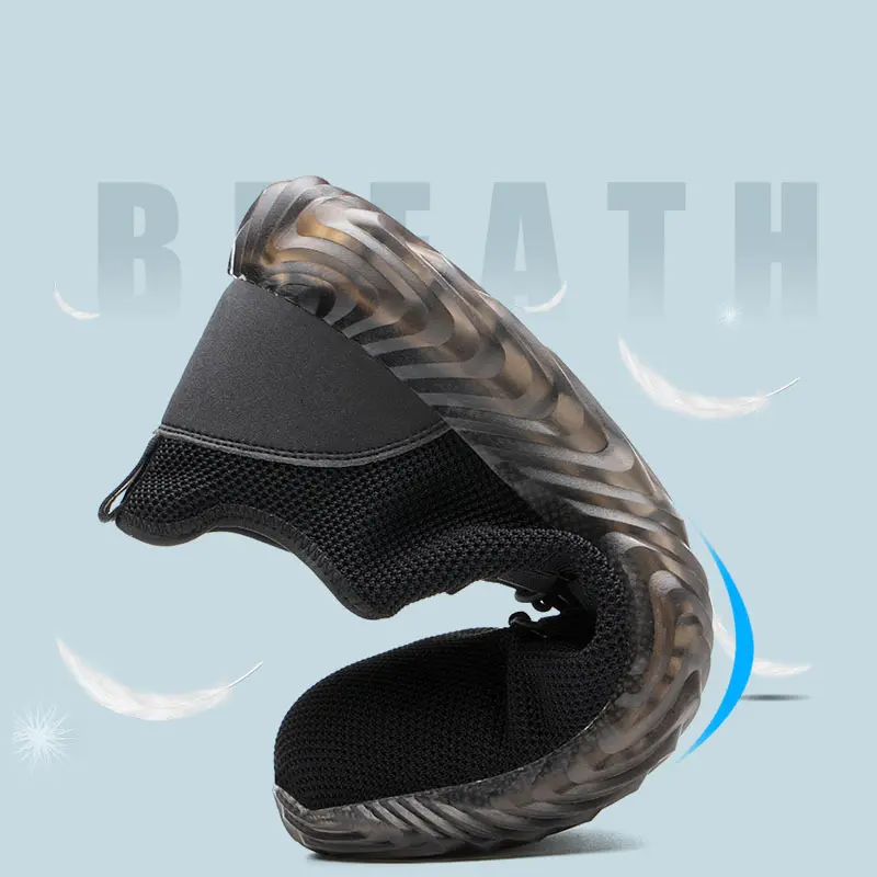 Anti-smashing and anti-puncture labor shoes