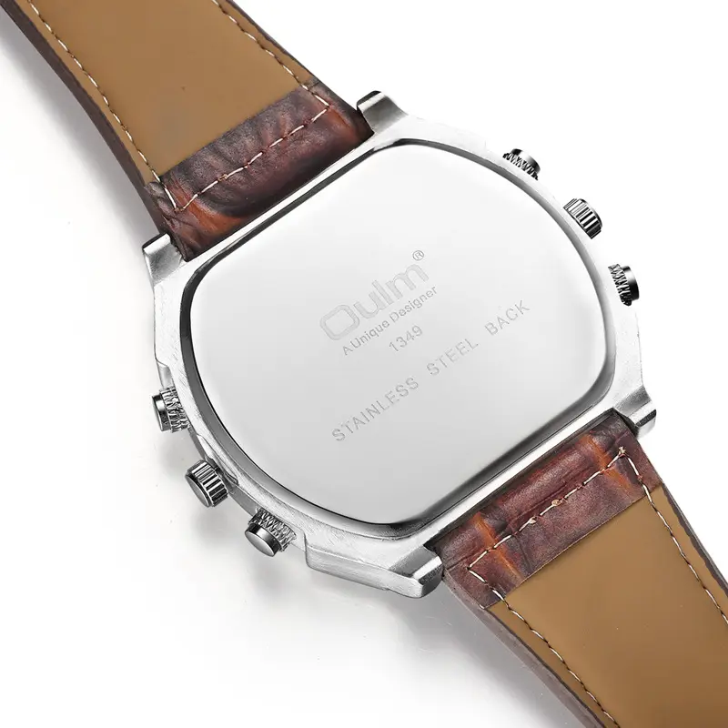 Dual time zone quartz watch