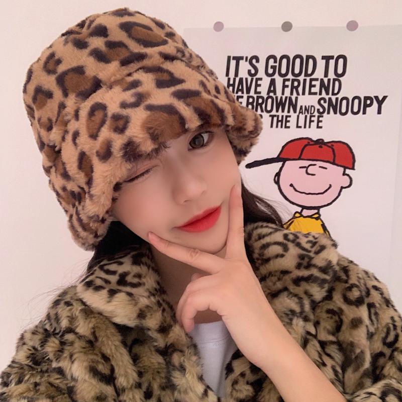 قبعة صياد دافئة بتصميم بيزانية للراحة