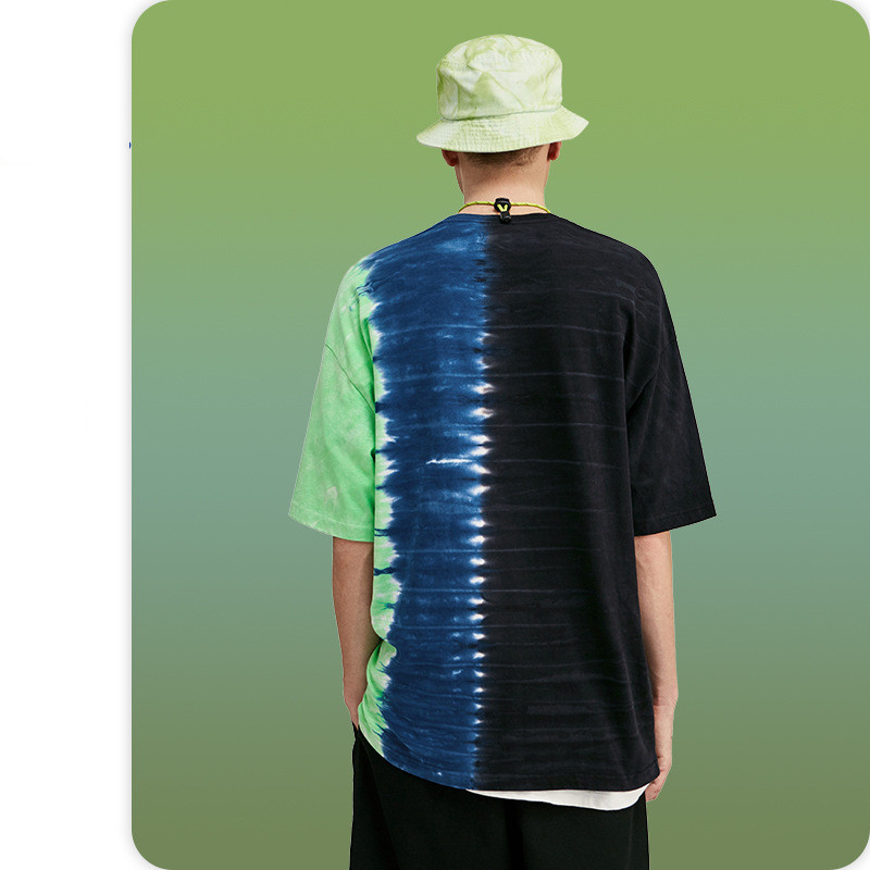 قمصان رجالية بأكمام قصيرة