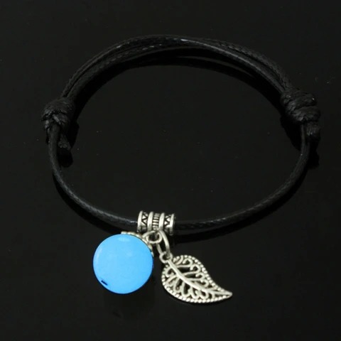 Luminous Bead Leaf Bracelet