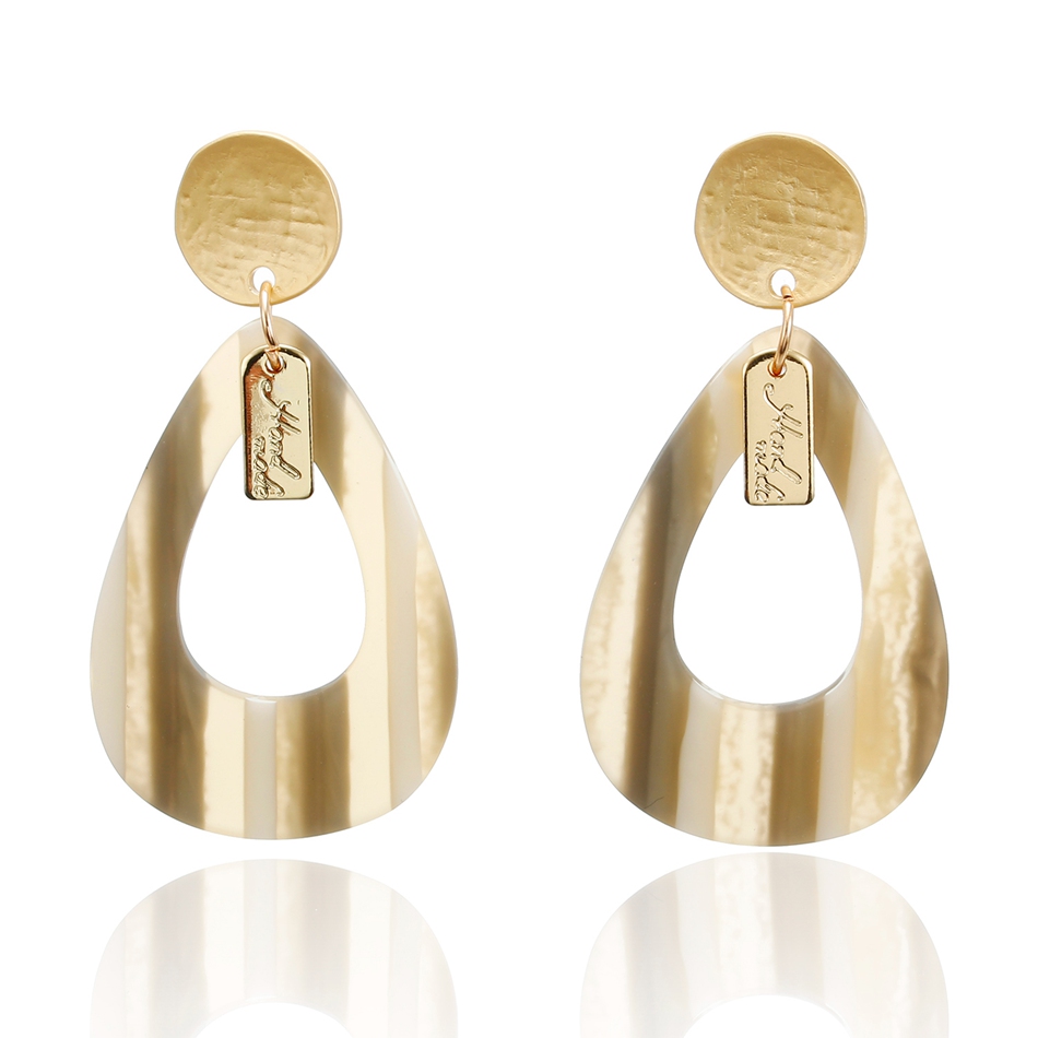 Drop-shaped acrylic earrings