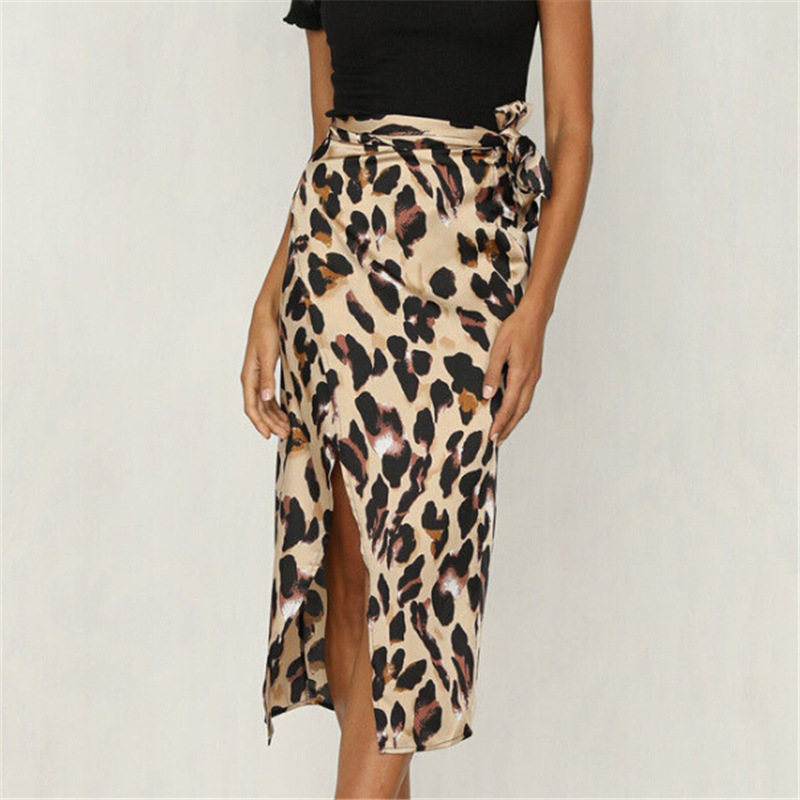 Leopard-print slit waistband skirt