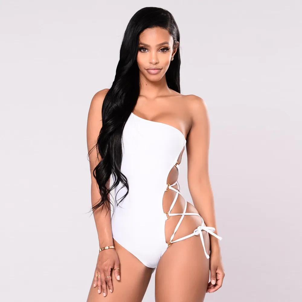 One-shoulder sexy bikini swimsuit with hoop cross strap - White