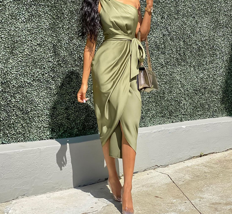 Green single shoulder bow sleeveless