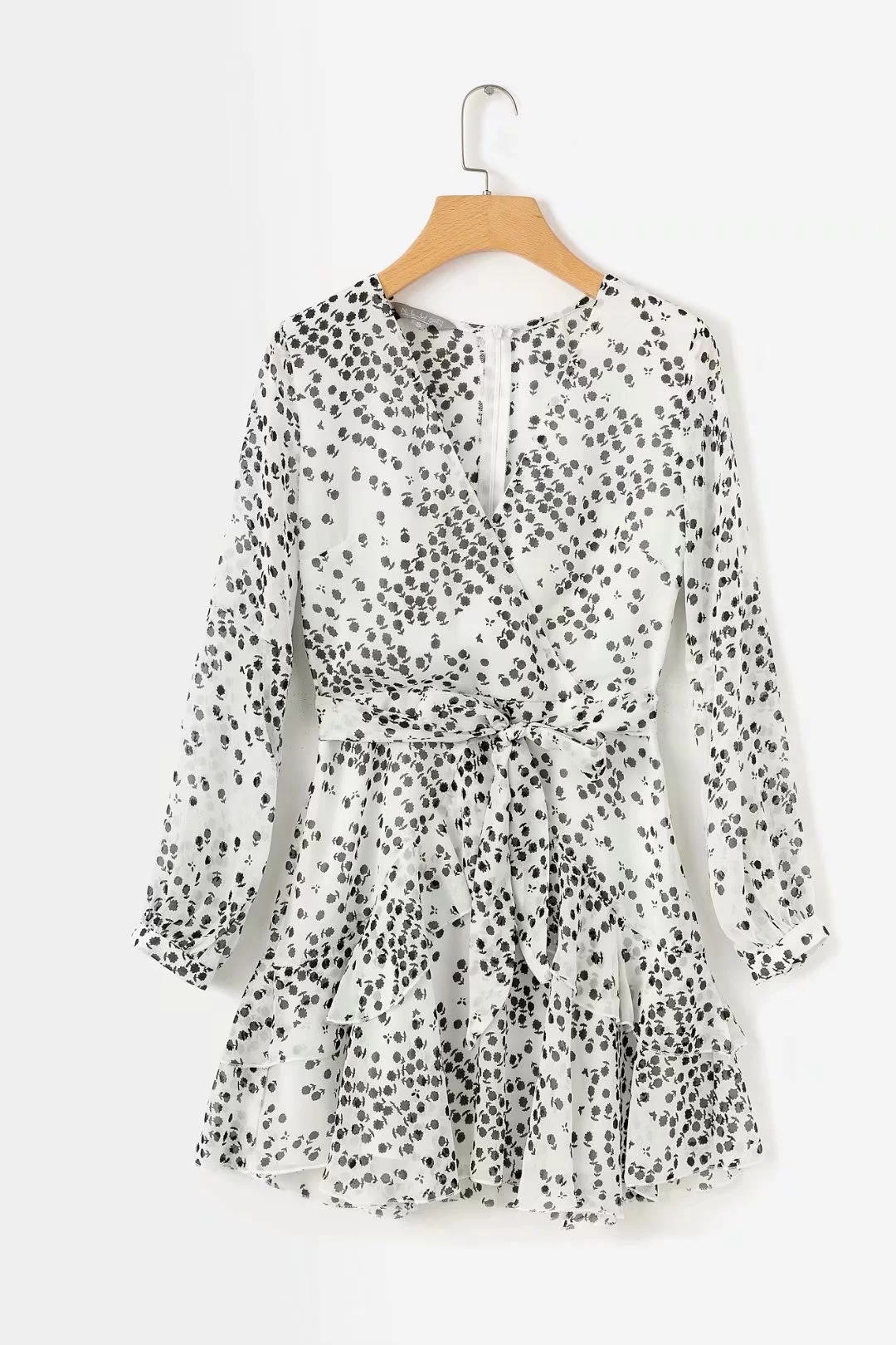 V-neck print lace-up waist dress