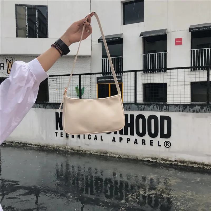 Soft leather baguette - Beige
