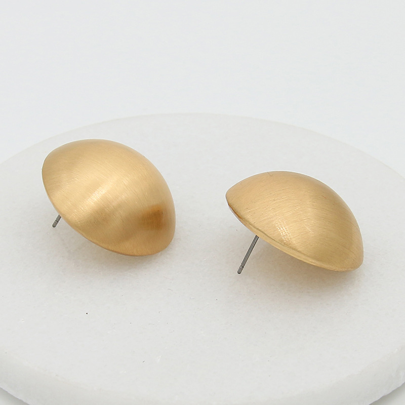 Vintage round matte metal earrings