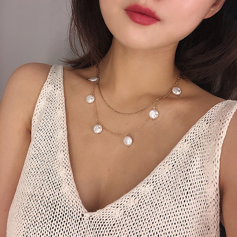 Title 7, Pearl pendant multilayer necklace female