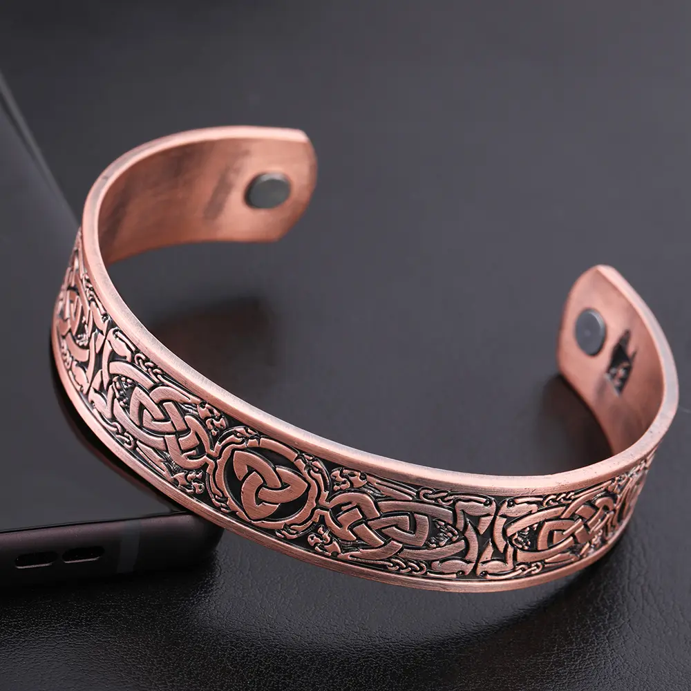 Totem Irish lucky knot bracelet