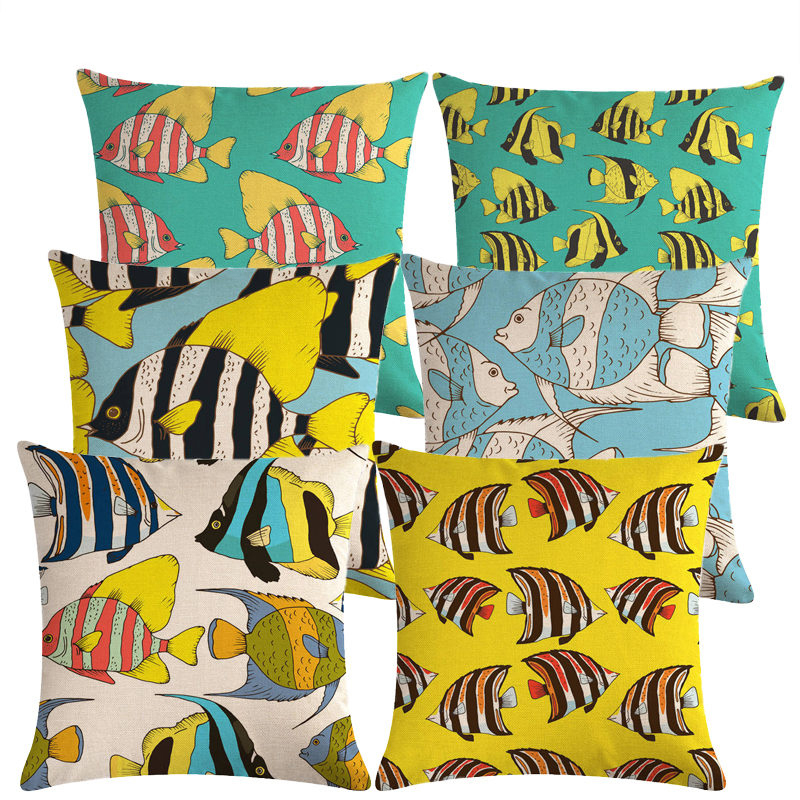 غطاء وسادة كتان بنقشة الأسماك الملونة