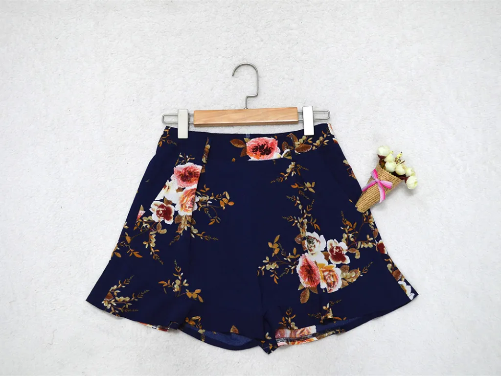 Summer Floral Shorts - Navy