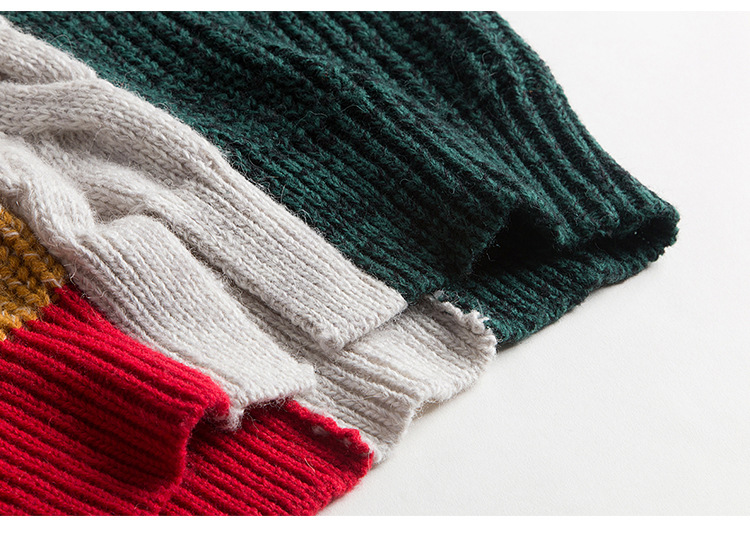 Retro short pullover crew neck sweater