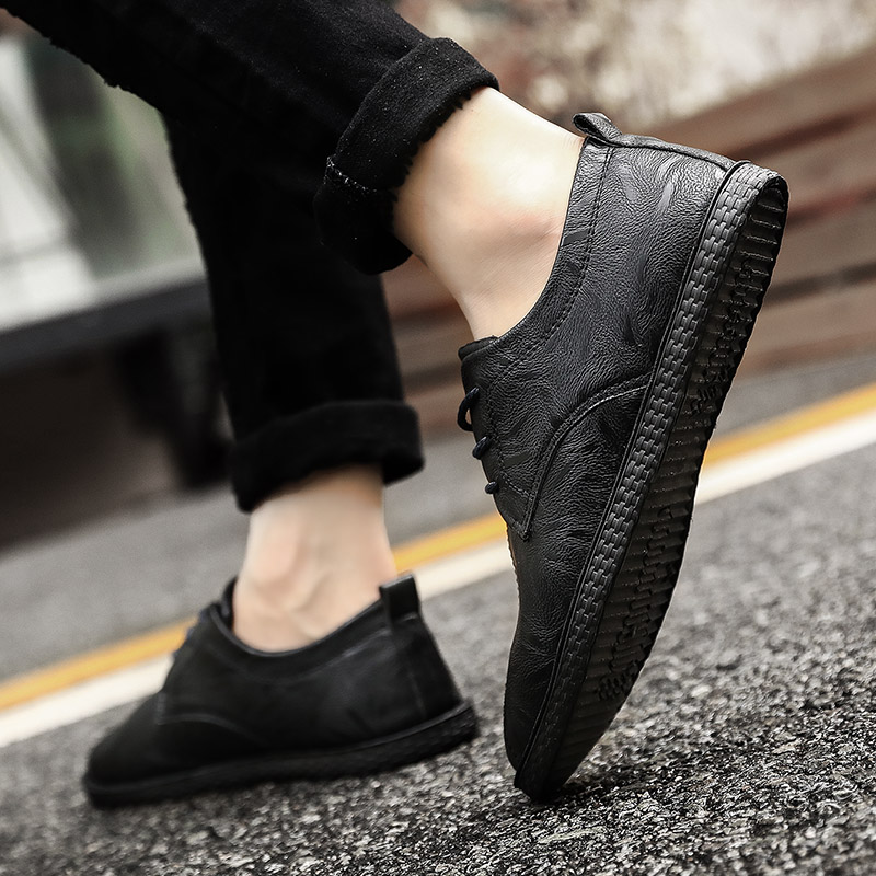 Men's casual leather shoes men's wild Peas