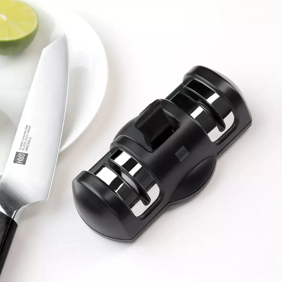Powerful suction cup grinding wheel sharpener