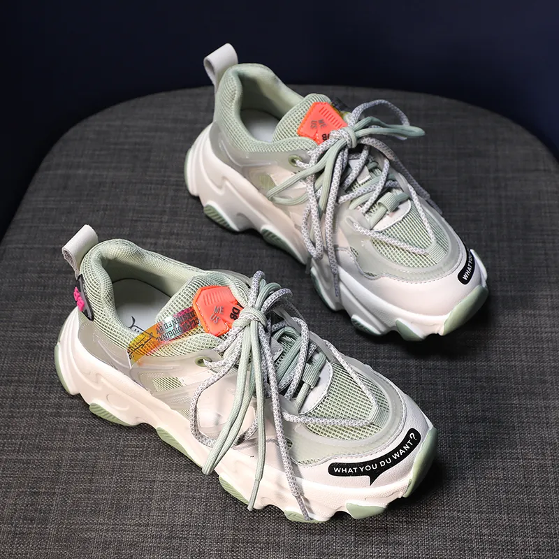 Chasing elements, old shoes, women's shoes - Green