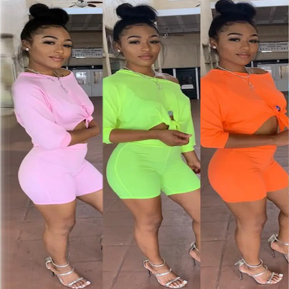 Two piece set with leisure bow and navel
