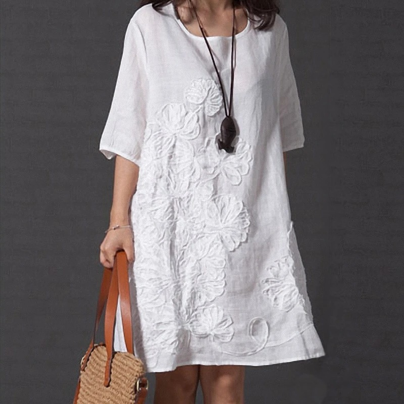 Embroidered short-sleeved cotton and linen dress