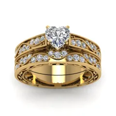 Couple Ring with Zircon Golden Dragon Ring - Female Models - View 1